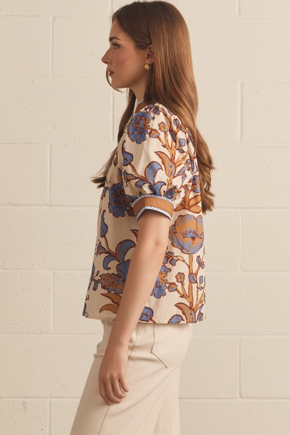 Entro Floral Print Short Puff Sleeve Top