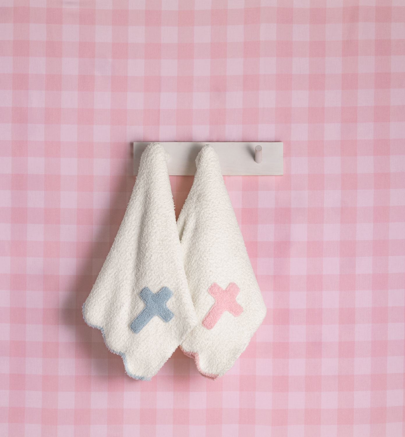 MUD PIE PINK CROSS CHENILLE BLANKET