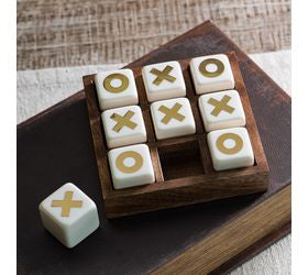 pD HOME 5" RESIN/WOOD TIC TAC TOE SET