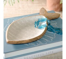 pD HOME SCALLOP PATTERN WOOD FISH PLATE