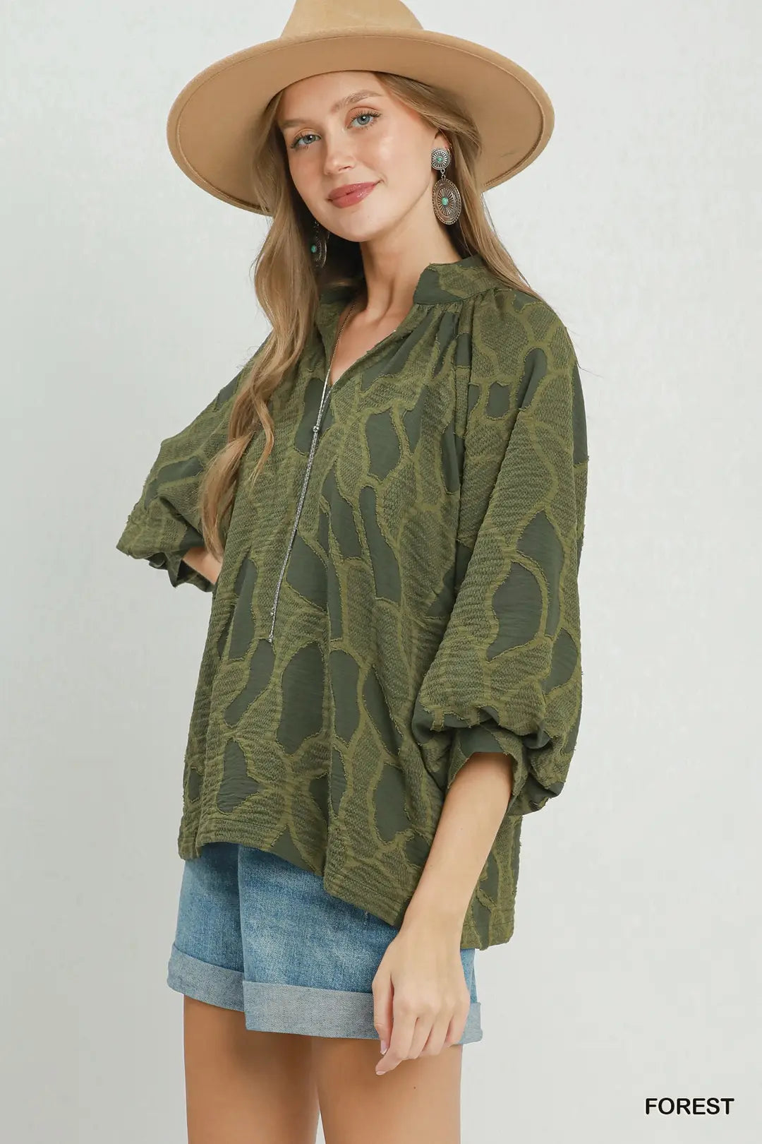 Umgee Floral Textured Split Neck Puff Sleeve Blouse