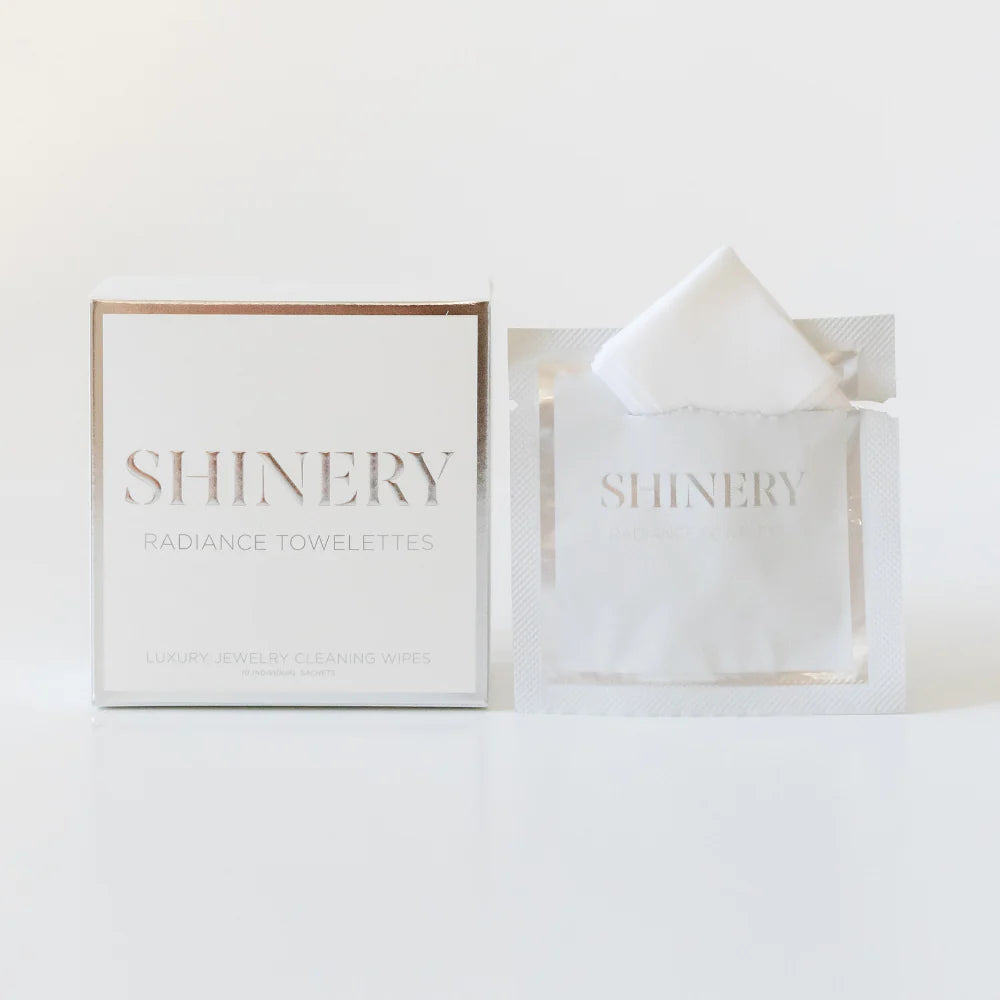 Shinery Radiance Towelettes Quick + easy way to shine on the go