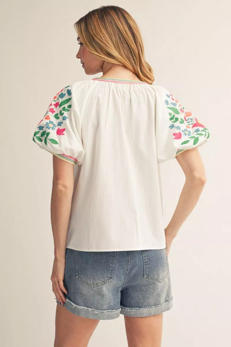 Jodifl Short Puff Sleeves Notched V Neck Top