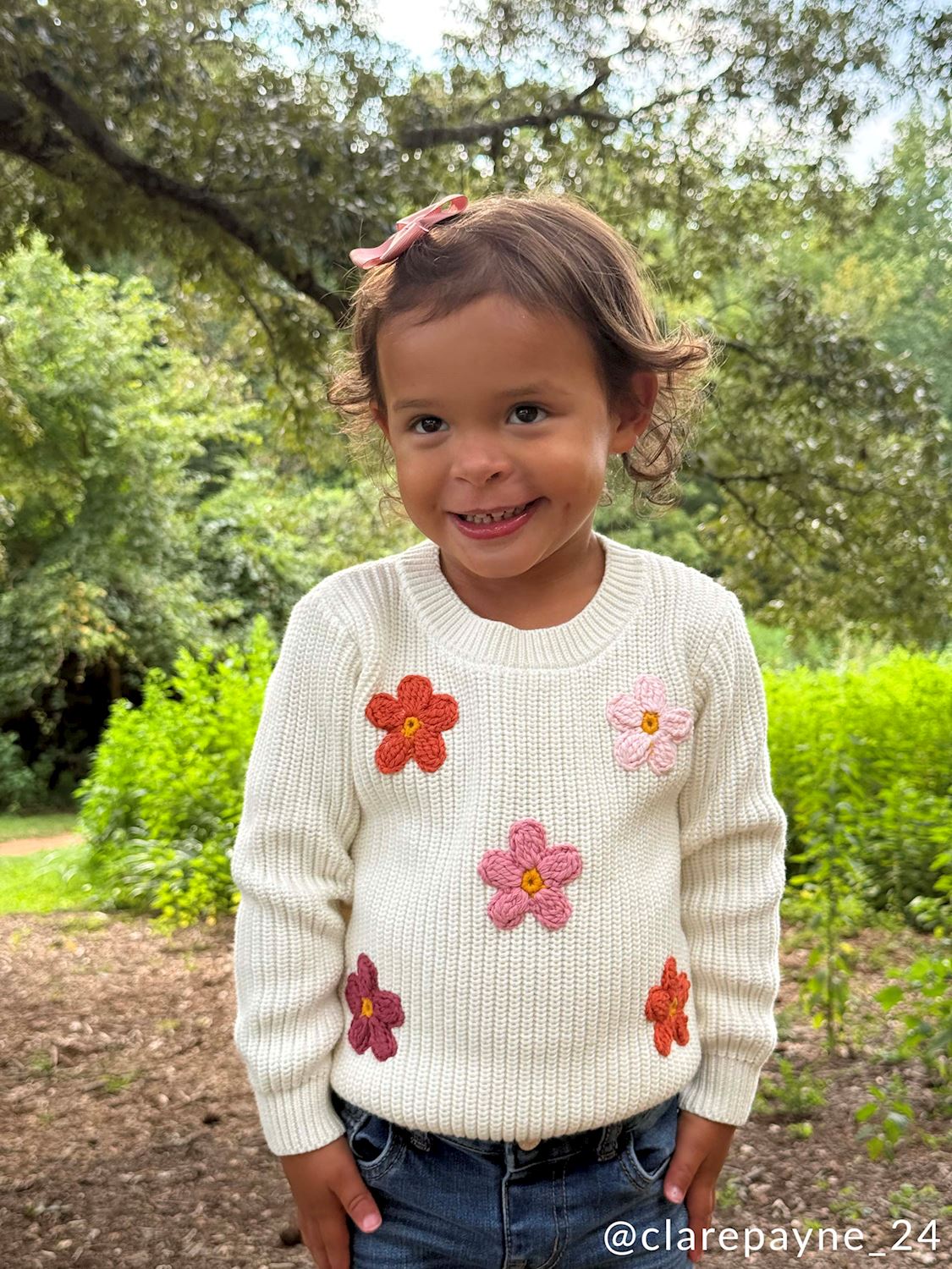 MUD PIE DAISY SWEATER
