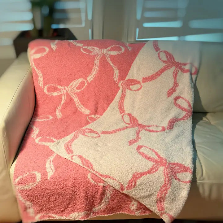 Ellison + Young Bow Scalloped Coziest Blanket-White/Pink