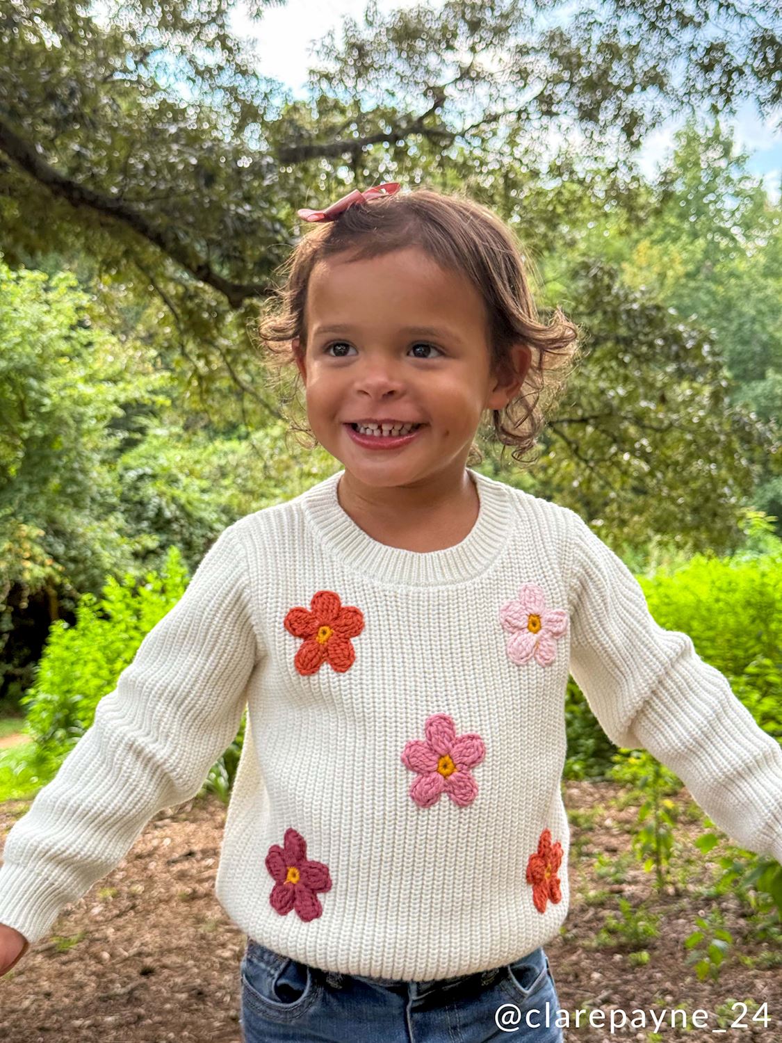 MUD PIE DAISY SWEATER