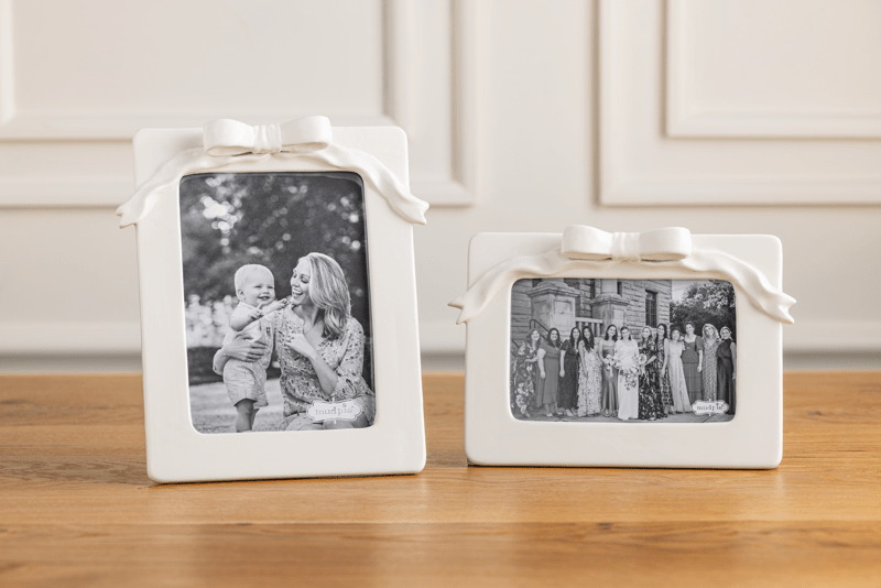 MUD PIE LARGE BOW CERAMIC FRAME