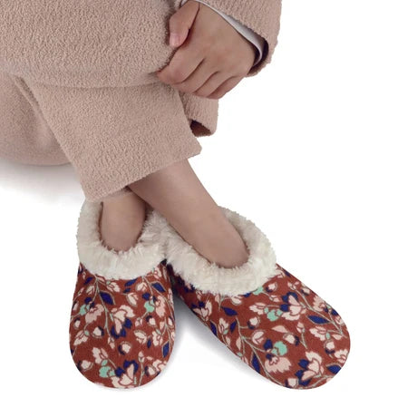 Snoozies! Womens Floral Corduroy Slipper With Memory Foam Sole Brown