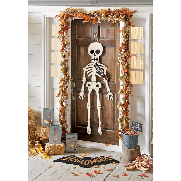 MUD PIE SKELETON HALLOWEEN DOOR HANGER