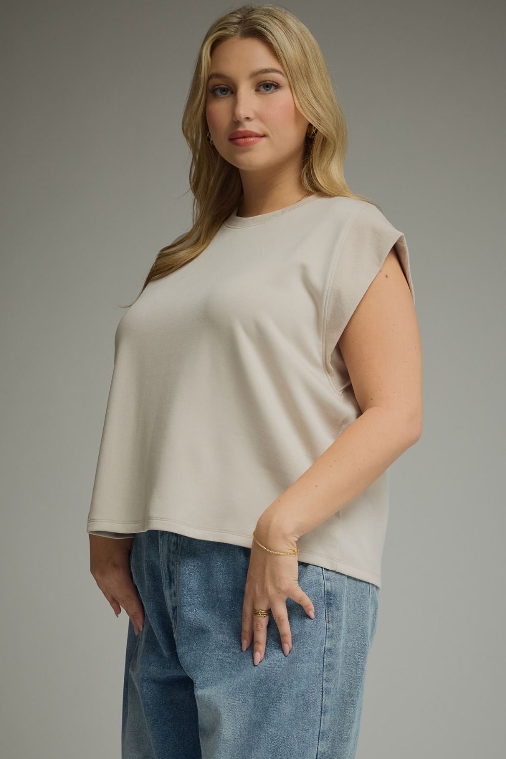 Entro Solid Round Neck Cap Sleeve Top
