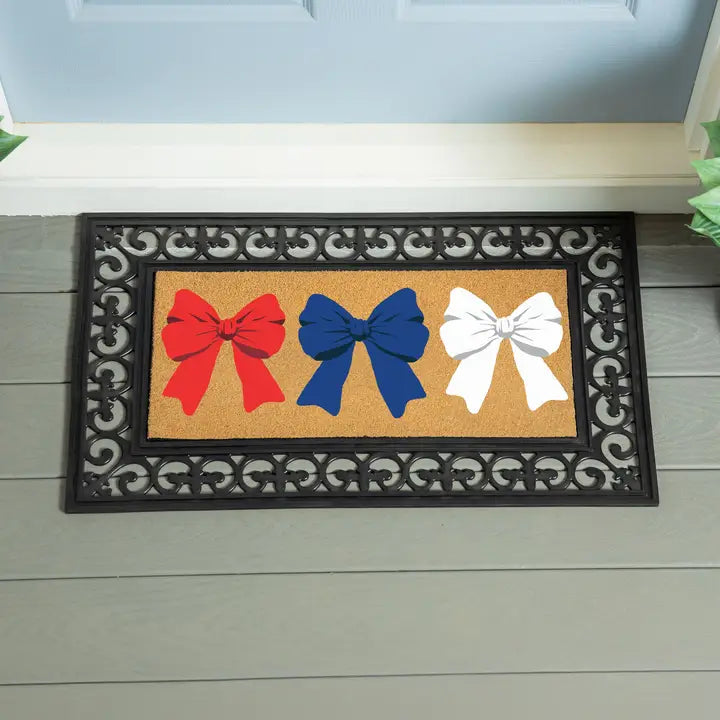 Evergreen Enterprises American Classic Red White & Bows Flocked Coir Sassafras Switch Mat