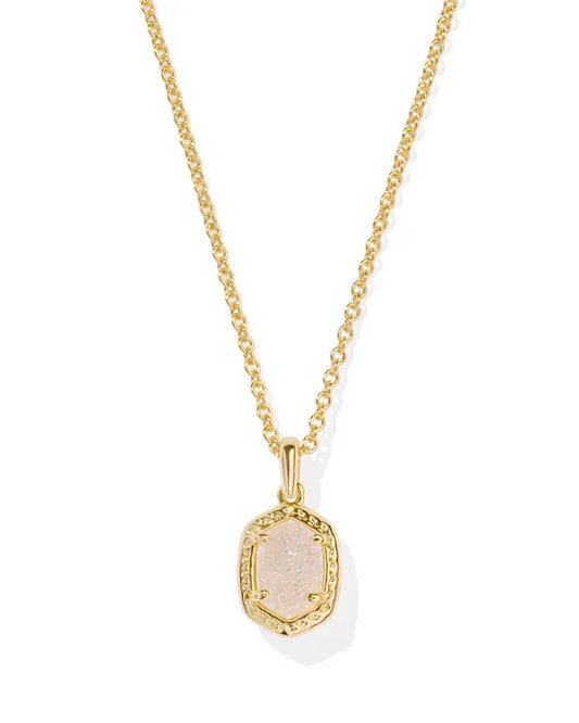 Kendra Scott Daphne Gold Framed Short Pendant Necklace in Iridescent