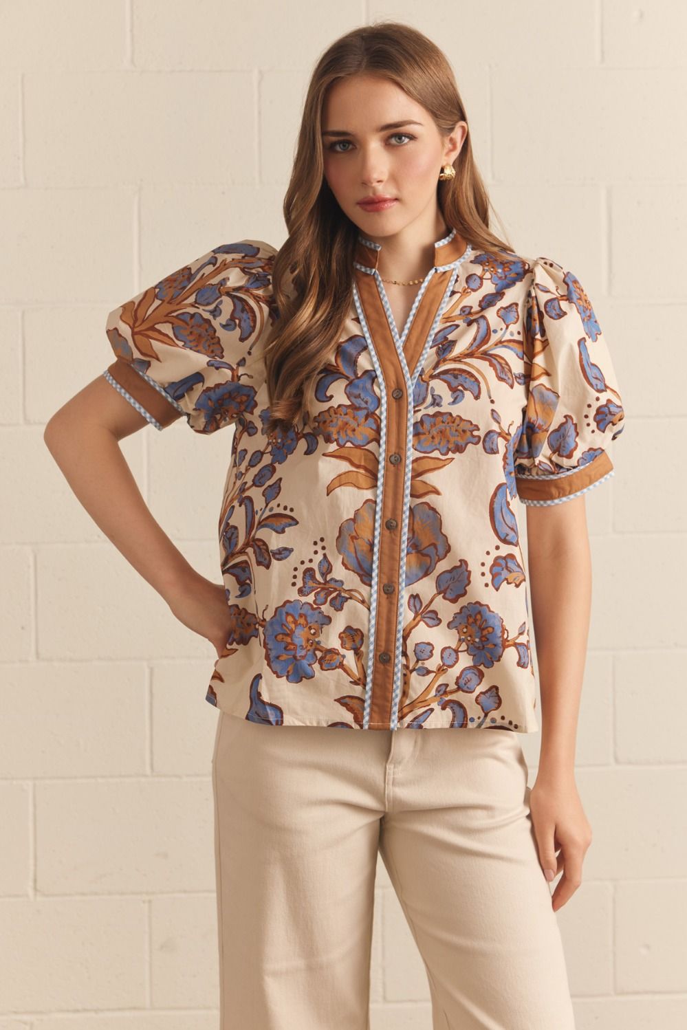 Entro Floral Print Short Puff Sleeve Top