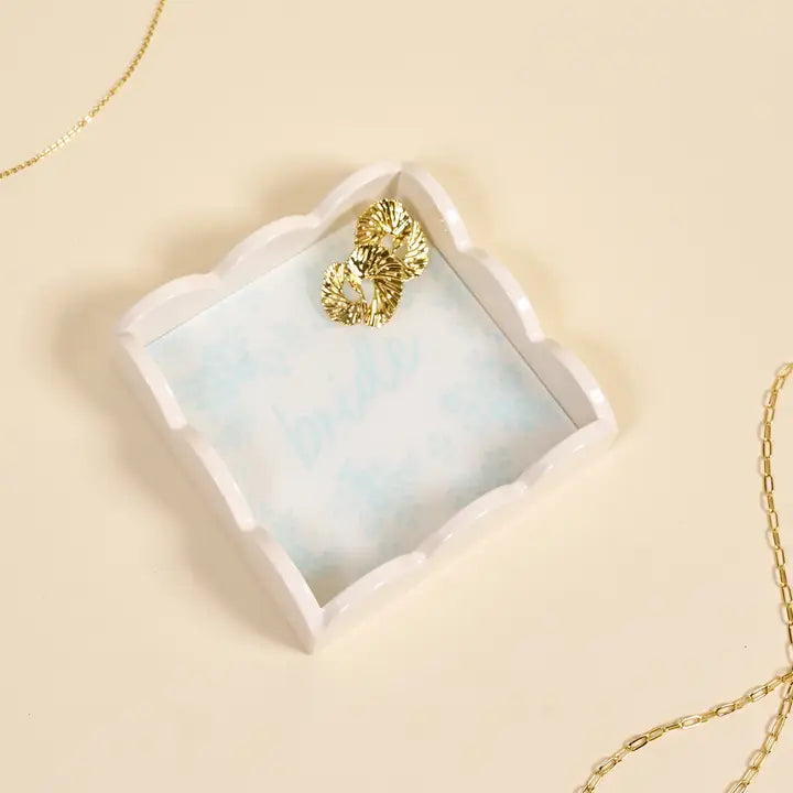 The Darling Effect Scallop Trinket Tray–Bride Something Blue