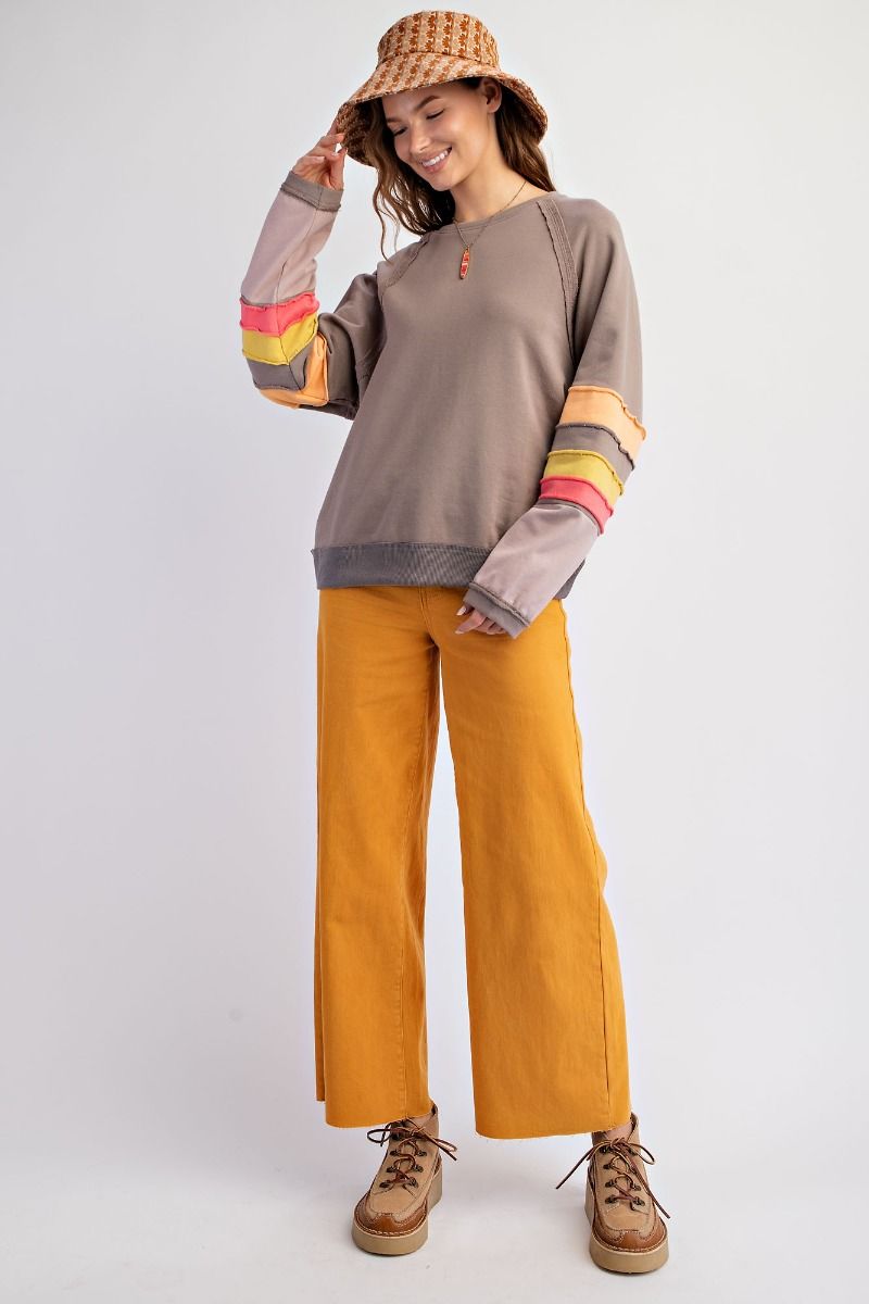 EASEL COLOR BLOCKED AND RAW EDGES TOP-MOCHA