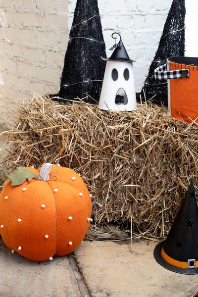 MUD PIE ORANGE FRENCH KNOT PUMPKIN