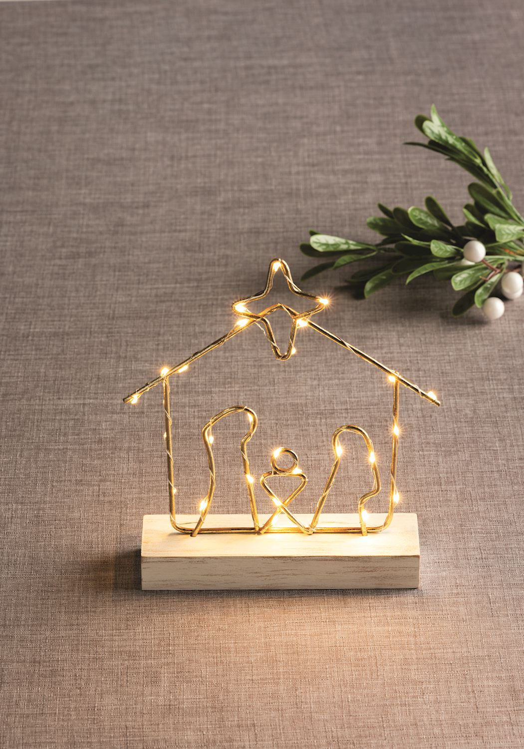 MUD PIE LIGHT-UP WIRE NATIVITY SITTER