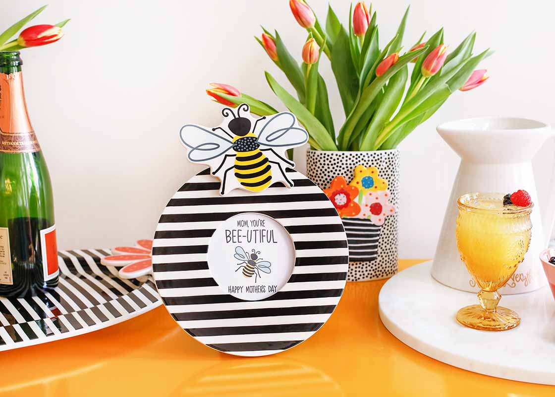 HAPPY EVERYTHING! BEE MINI ATTACHMENT