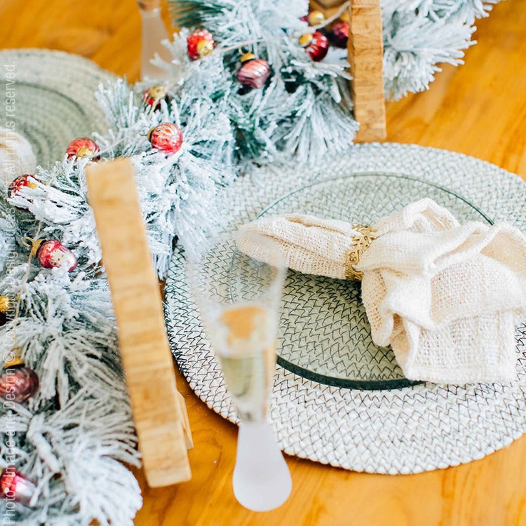 DESIGN IDEAS Woodstock tree (12 in.)