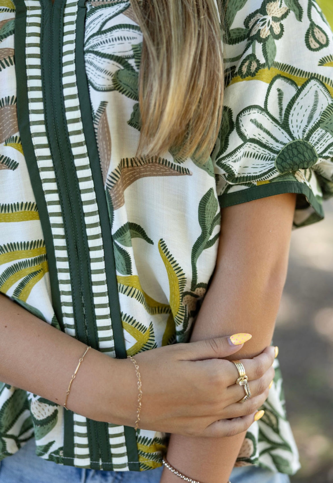 Entro Short Bubble Sleeve Top